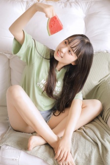 十几只流浪狗一起上我